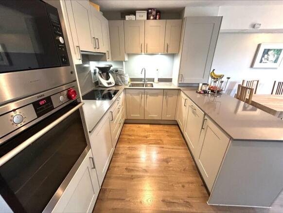 processed-CEF224FF-1115-4EEB-9EA2-DEE48EF7F5D5.jpe