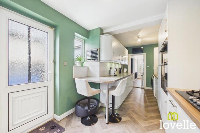 3 bed Semi-Detached for sale Image 7