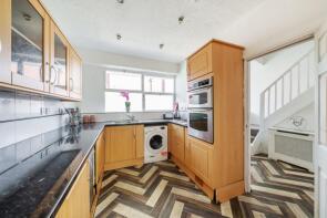 Flat 19, Campbell House, Churchill Gardens Estate, London SW1V 3HS