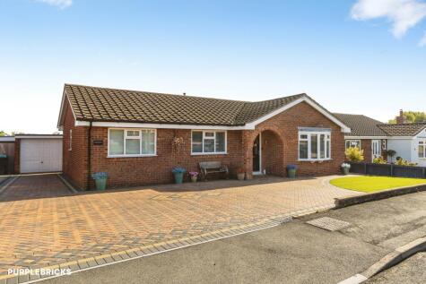 Bieston Close, Wrexham, LL13