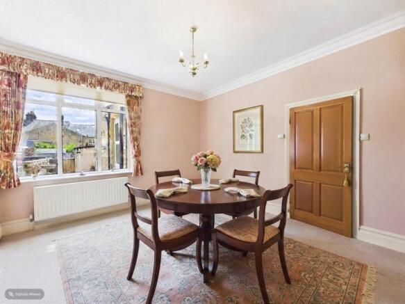 4 bed Terraced for sale Image 4