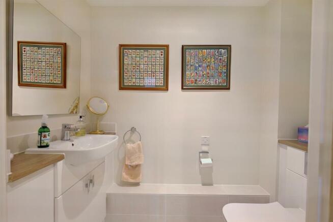 8566563-interior13-800.JPG