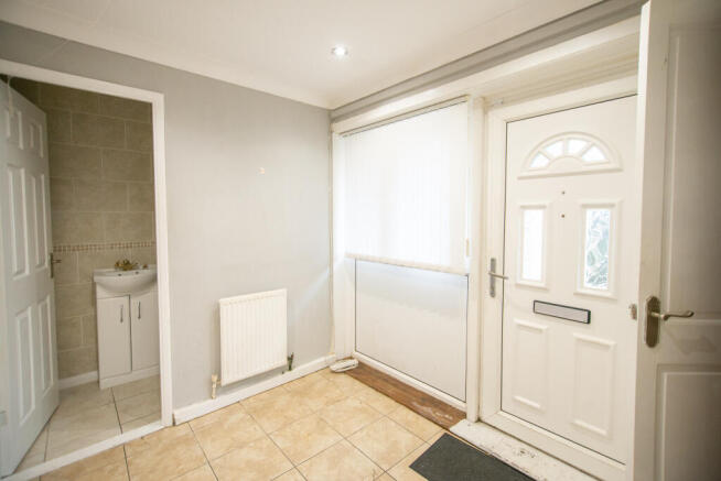 3 bed Terraced to rent Image 10