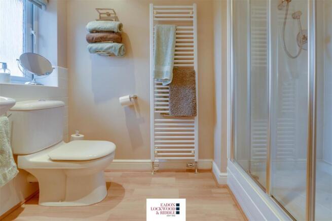 Bedroom 2 Ensuite.jpg