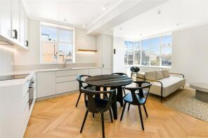 Flat 16, 10, Lowndes Square, London SW1X 9HA