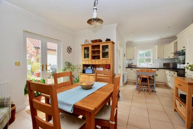 Kitchen/Dining Ro...