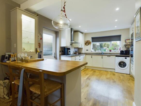 Kitchen/Dining Room