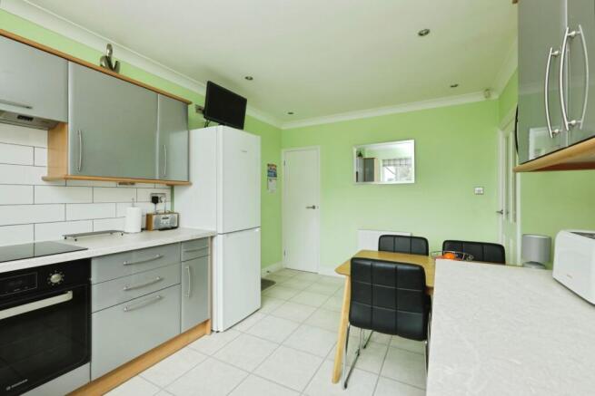 2 bed Bungalow for sale Image 10