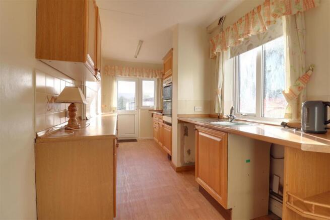 Ebley Road, Stonehouse photo 4