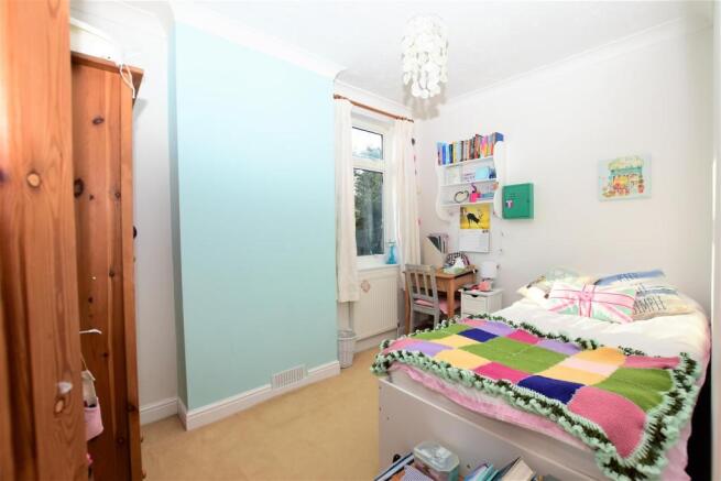 bed 2.JPG