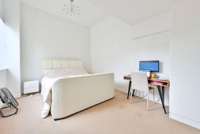 G05 Wallis House, Great West Road, Brentford, Middlesex, TW8 0HE