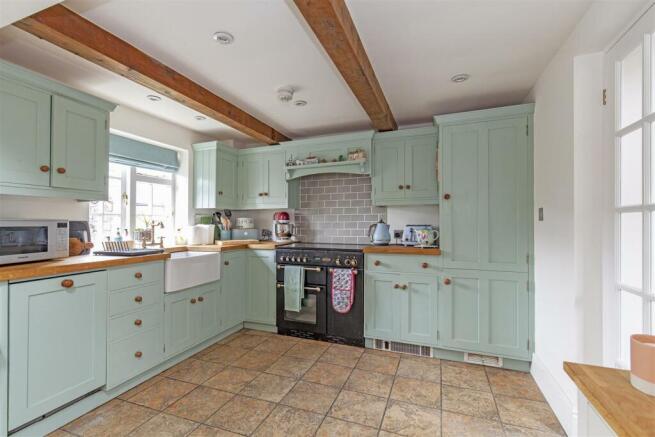 Kitchen-4.jpg