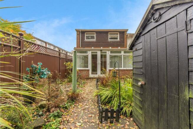24 Ellwood Path 12.jpg