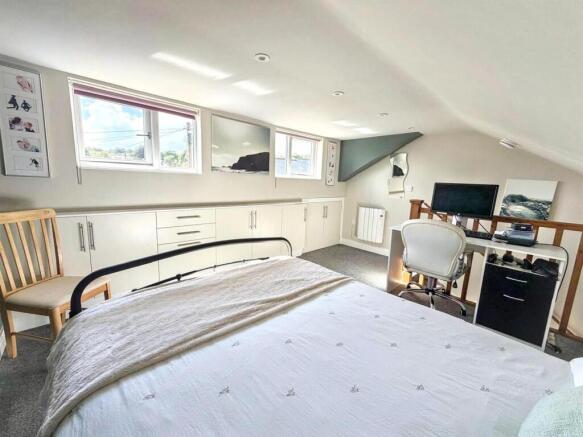 3 bed Detached for sale Image 11