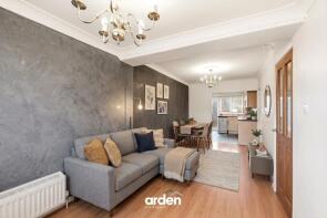 2 C, Geneva Crescent, Worcester WR7 4AW