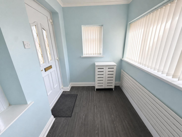 ENTRANCE PORCH
