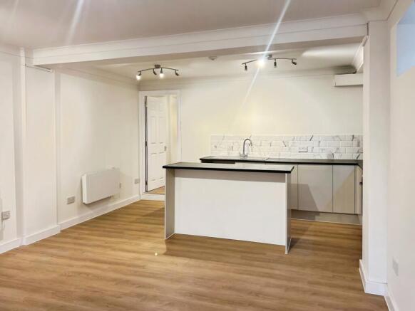 Kitchen/Reception