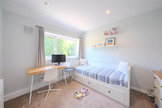 3 bed Semi-Detached for sale Image 7