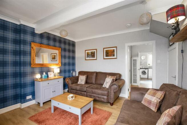 6 Main Road Crombie7.jpg