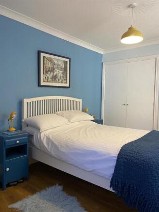 12 gaddarn bed 2.jpg