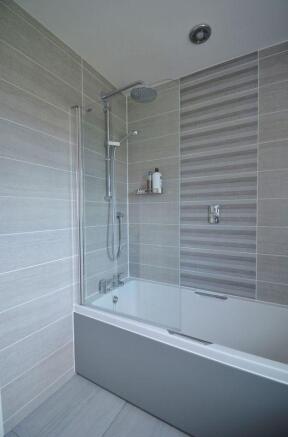 En-Suite Bathroom