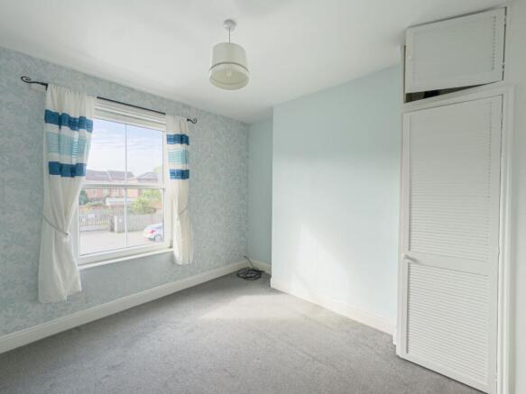 2 bed Terraced to rent Image 8