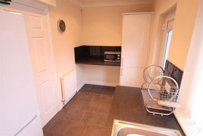 Further Kitchen Image