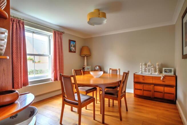Dining Room: