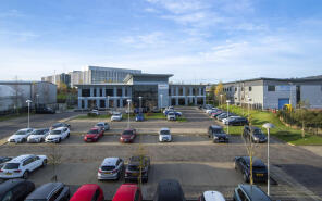 Jurys Inn, Argyll Road, Dyce, Aberdeen AB21 0AF