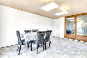 117a, Lynton Avenue, Romford RM7 8NH