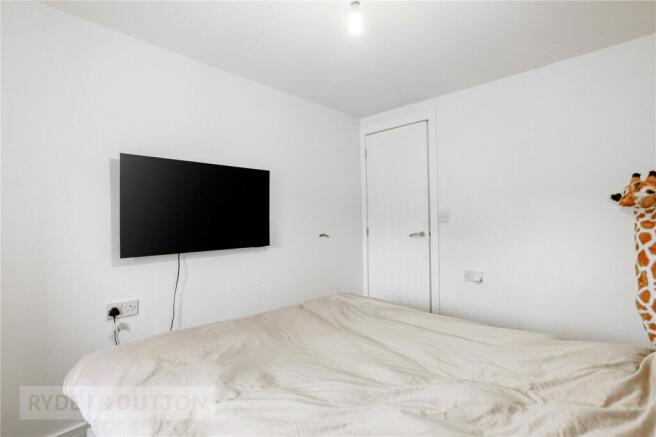 3 bed Semi-Detached for sale Image 10