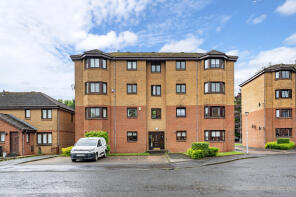 59, Lion Bank, Glasgow G66 1PH