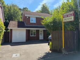 43, Crookham Road, Fleet GU51 5DT