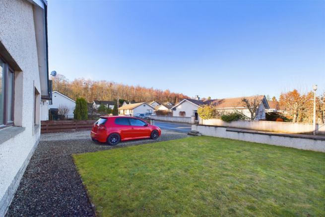 Driveway & Front Garden