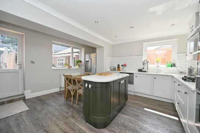 3 bed Detached for sale Image 10