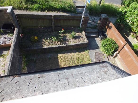 Front garden (from f