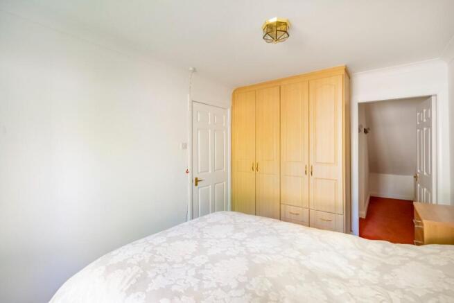 2 bed Apartment for sale Image 9