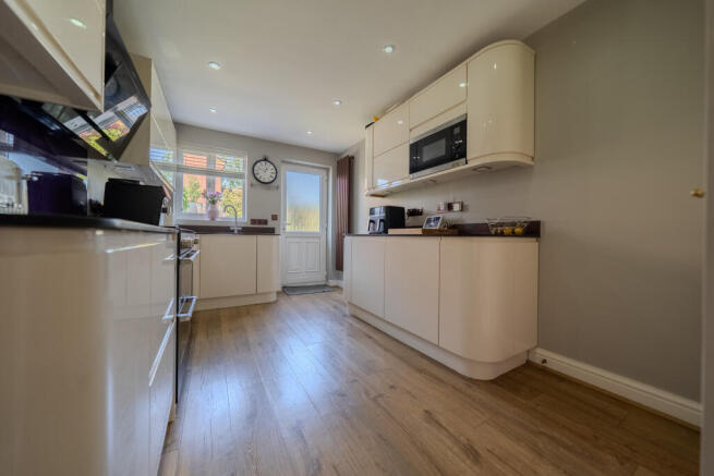 Kitchen 2