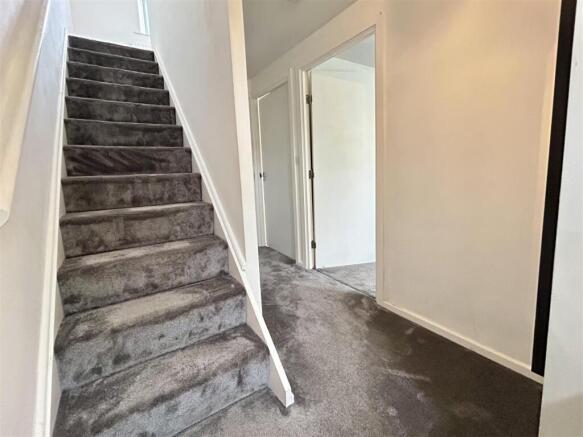 2 bed Apartment for sale Image 6