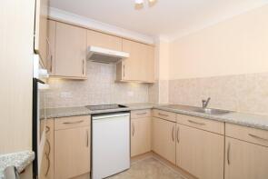 7, Pinetree Court, Danestrete, Stevenage SG1 1YJ