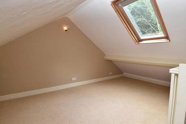 LOFT ROOM