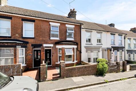 Kitchener Road, Elms Vale, Dover, CT17