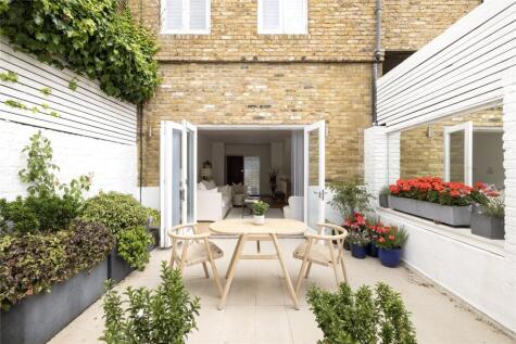 Boyne Terrace Mews, London, W11