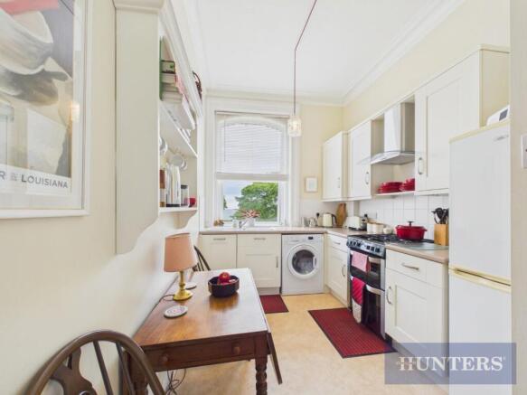2 bed Flat for sale Image 7