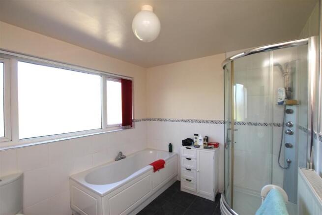 Ground Floor Bathroom.JPG
