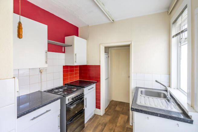 2 bed Terraced for sale Image 6