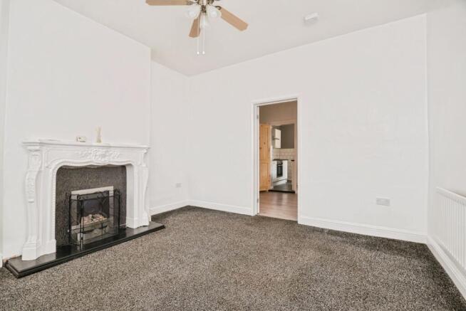 2 bed Terraced for sale Image 6