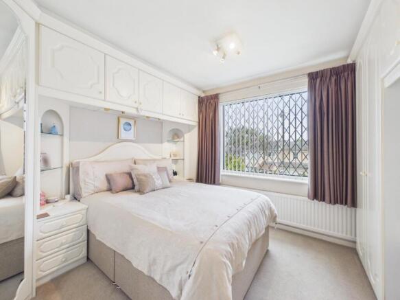 3 bed Semi-Detached for sale Image 9