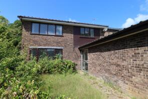 17, Meadow Croft, Willaston, Neston CH64 2UZ