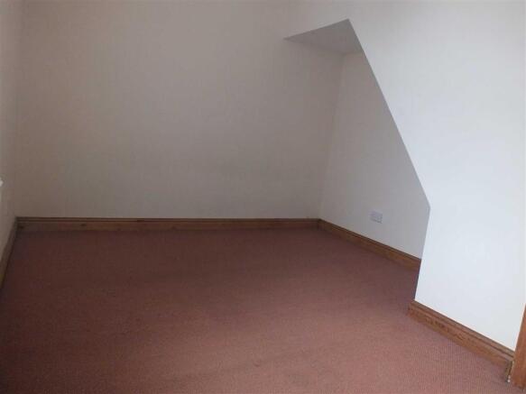 FRONT BEDROOM